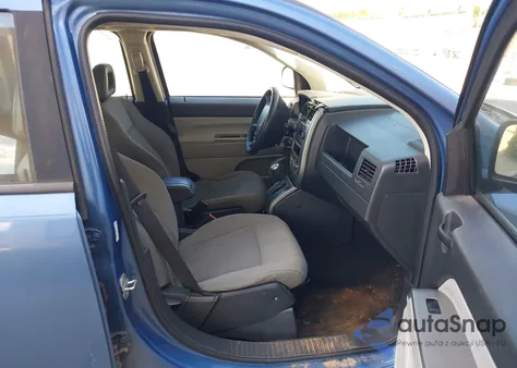 2007 Jeep Compass Sport z USA, uszkodzony, nr VIN 1J8FT47W87D244946